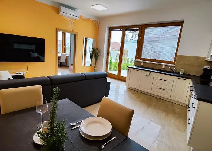 Apartmany Dacice Διαμέρισμα