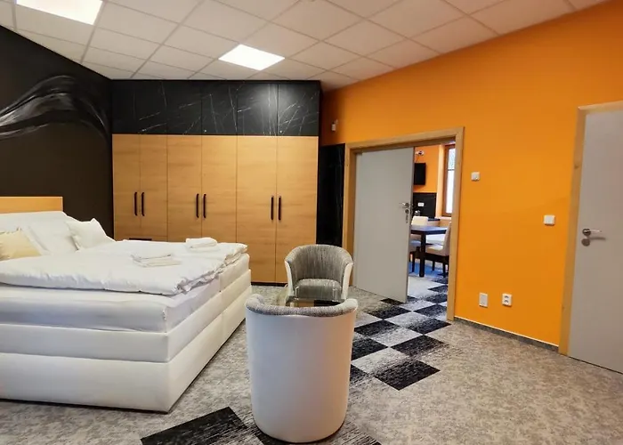 Apartmany Dacice شقة